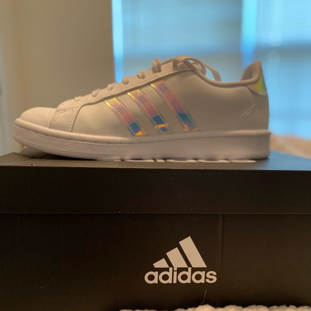 Adidas Grand Court Tennis Shoe